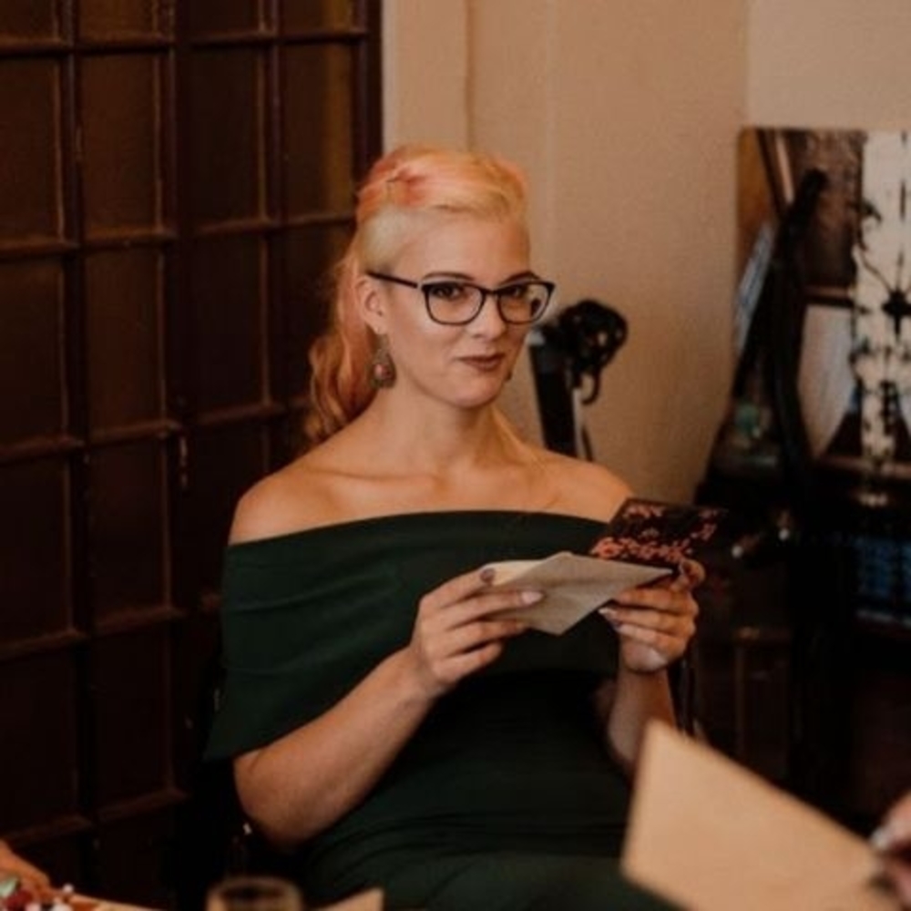 Meet your Posher, Rachel